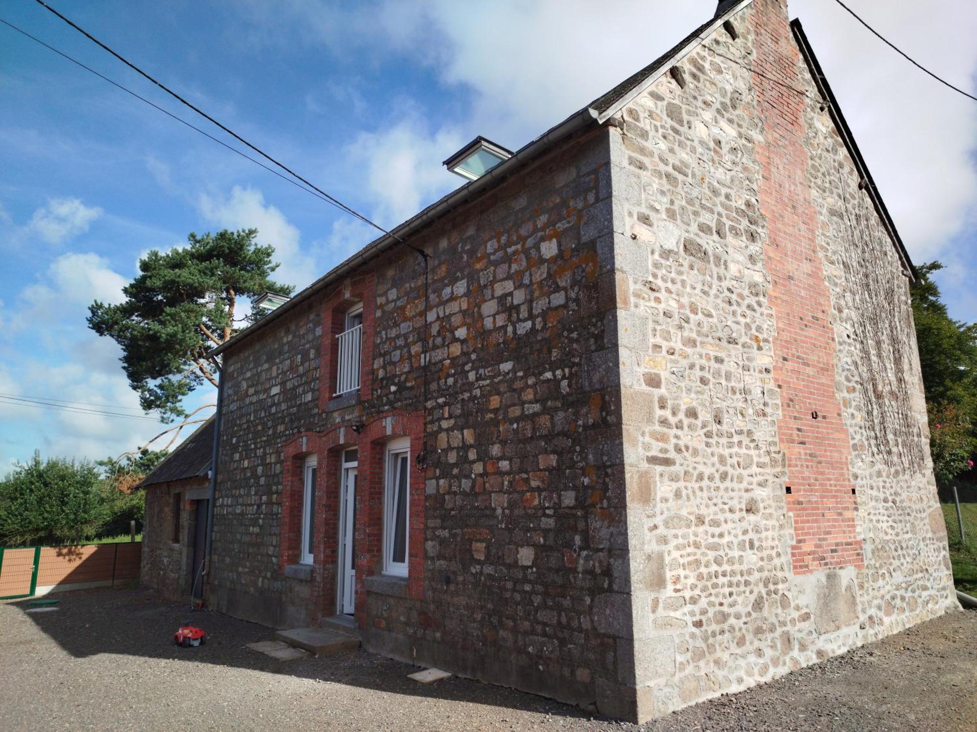 Le Gite De La Haie Portee Lignieres-Orgeres Exteriör bild